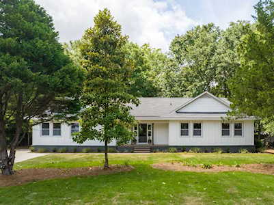 692 Pelzer Dr Mount Pleasant, SC 29464