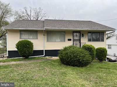 7929 Fiske Ave Glenarden, MD 20706