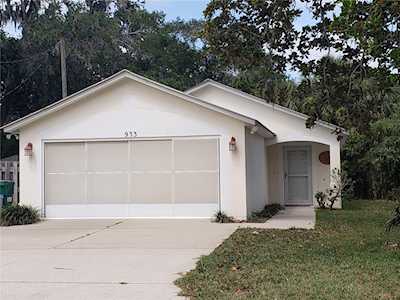 933 Daytona Ave Holly Hill, FL 32117
