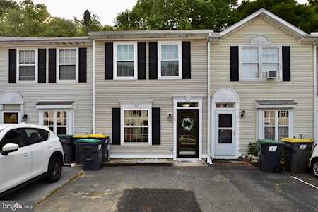 128 Creekside Ct Newark, DE 19702