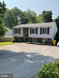 373 Blossom Tree Dr Annapolis, MD 21409