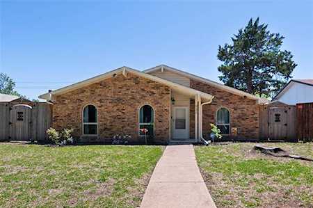 932 Arbor Downs Drive Plano, TX 75023