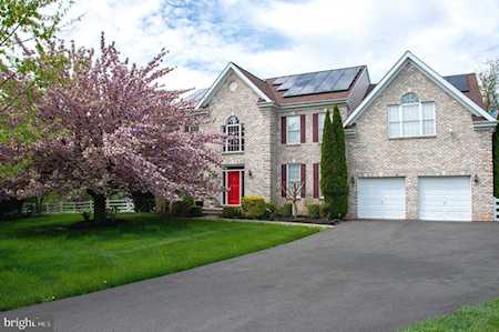 12013 Sand Hill Manor Drive Dr Marriottsville, MD 21104
