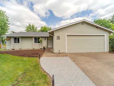 2524 SE Mariposa CT Hillsboro, OR 97123