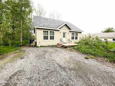 416 E Beaver Ave Palmer, AK 99645