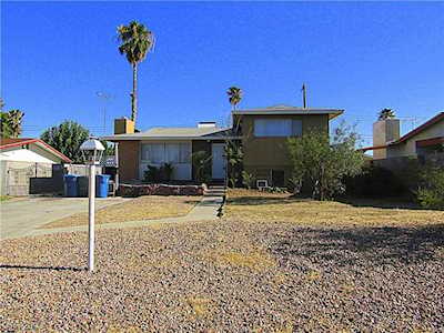 5077 Stampa Ave Las Vegas, NV 89146