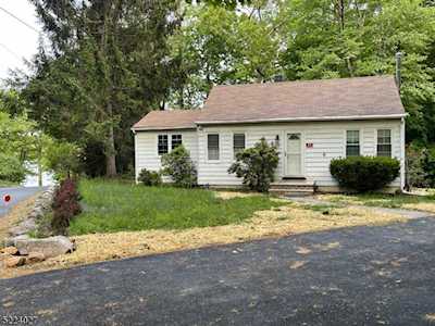 26 Saint James Rd Mount Olive Twp., NJ 07828