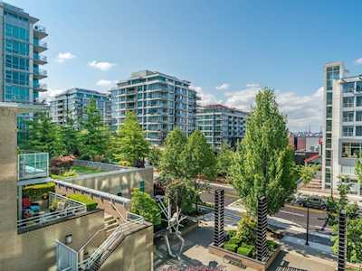 138 E Esplanade #401 North Vancouver, BC V7L 4X9