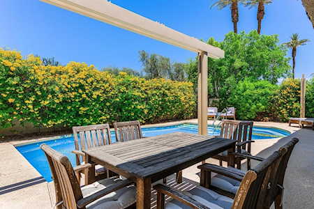 44 Princeton Dr Rancho Mirage, CA 92270