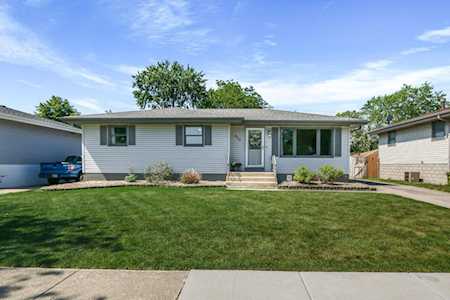 604 Northgate Dr Dyer, IN 46311