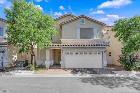 7256 Larix Rd Las Vegas, NV 89113