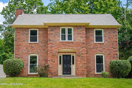 1927 Arboro Pl Louisville, KY 40220
