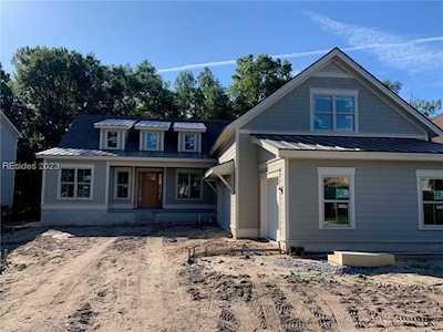 9 Lynnfield Place Bluffton, SC 29910