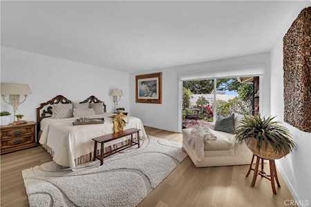 24 Shoal Drive Corona Del Mar, CA 92625