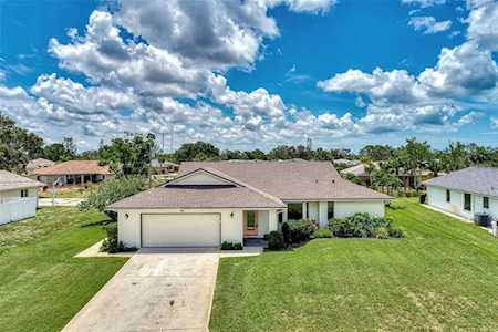 8 Charleston CIRCLE Englewood, FL 34223