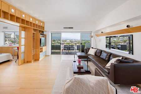 1155 N La Cienega Blvd #908 West Hollywood, CA 90069