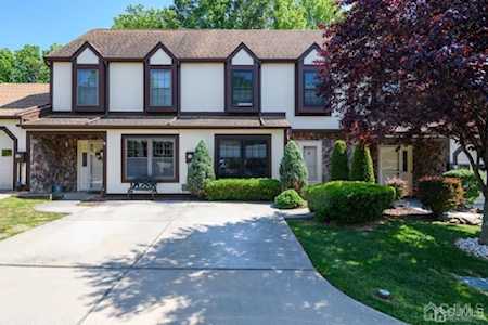 28 Lisa Court Old Bridge, NJ 07747