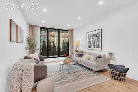 532 Clinton Ave #1-A Brooklyn, NY 11238