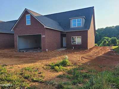 980 Meadow Walk Ln Lenoir City, TN 37772