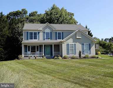 8010 Middlebury Dr Pasadena, MD 21122