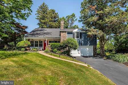 4017 Crescent Ave Lafayette Hill, PA 19444
