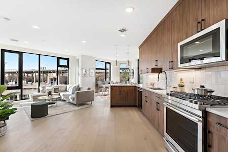 338 Newark Ave #305 Jersey City, NJ 07302