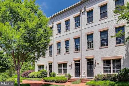 4541 Westhall Dr NW Washington, DC 20007