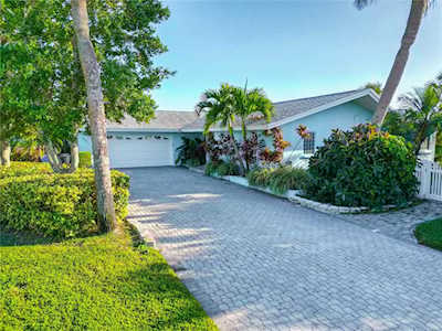 601 79th CIRCLE S St. Petersburg, FL 33707