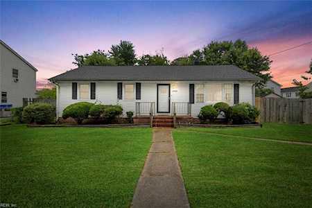 2320 Palmyra St Norfolk, VA 23513