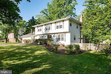 6517 Truman Ln Falls Church, VA 22043