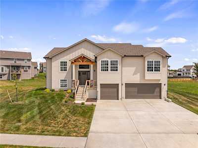 6002 NE 118th Terrace Kansas City, MO 64156