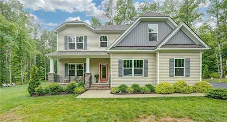 11381 Poplar Gate Dr Hanover, VA 23116