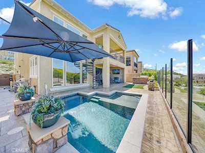 18 Cielo Prado Mission Viejo, CA 92692