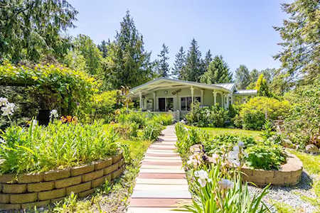 32515 76th Ave NW Stanwood, WA 98292