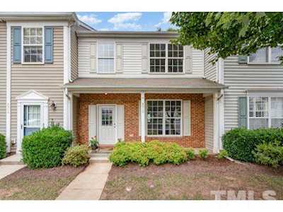 8512 Silhouette Place Raleigh, NC 27613