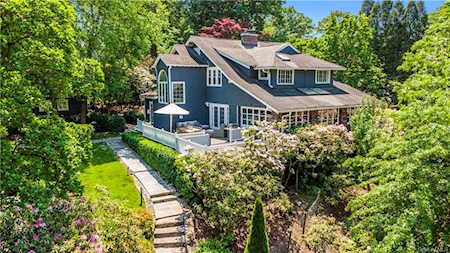 6 Glenn Road Larchmont, NY 10538