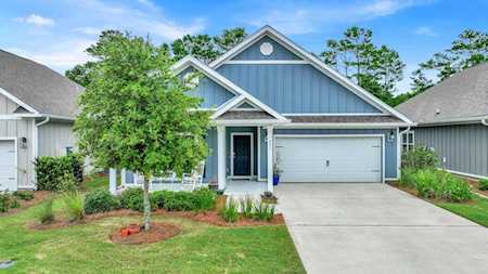 451 Lightning Bug Ln Freeport, FL 32439