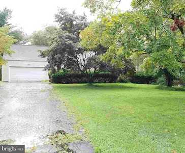 1371 Lower Ferry Rd Ewing, NJ 08618