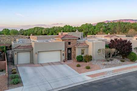 4809 Valle Rio Trl NW Albuquerque, NM 87120