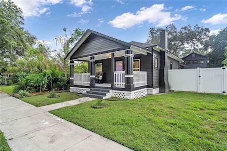 748 28th Ave N St. Petersburg, FL 33704