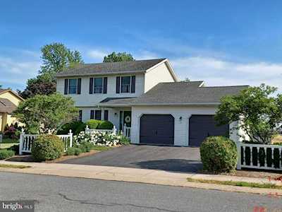 158 Donegal Dr Elizabethtown, PA 17022