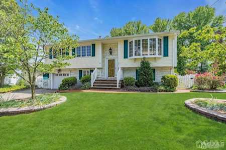 67 W Clark Place Colonia, NJ 07067