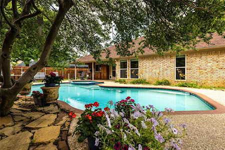 618 HIGHVIEW Lane Grapevine, TX 76051