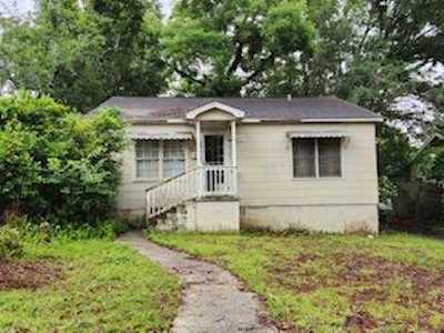 1225 N M L King Jr Blvd Tallahassee, FL 32303