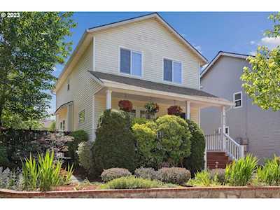 8324 N Johnswood DR Portland, OR 97203