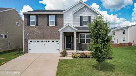 11723 Chandler Ct Louisville, KY 40299