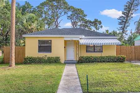 725 28th Ave S St. Petersburg, FL 33705