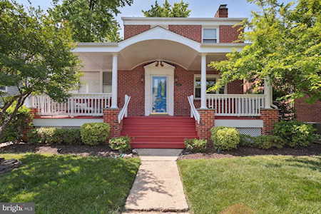 6242 27th St N Arlington, VA 22207