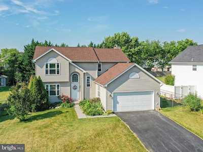 125 Fairfax Dr Stephens City, VA 22655