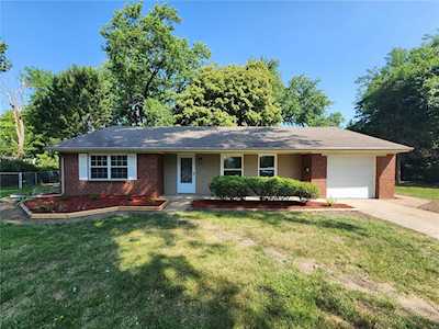 7 Hazelwood Ct Hazelwood, MO 63042